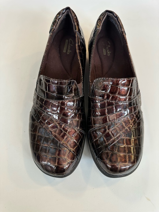 Clarks Shoes - Clarks Brown Alligator Clogs 9.5